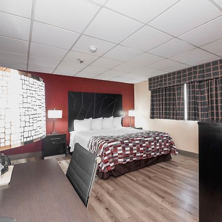 Red Roof Inn & Suites Μαίηκον Εξωτερικό φωτογραφία