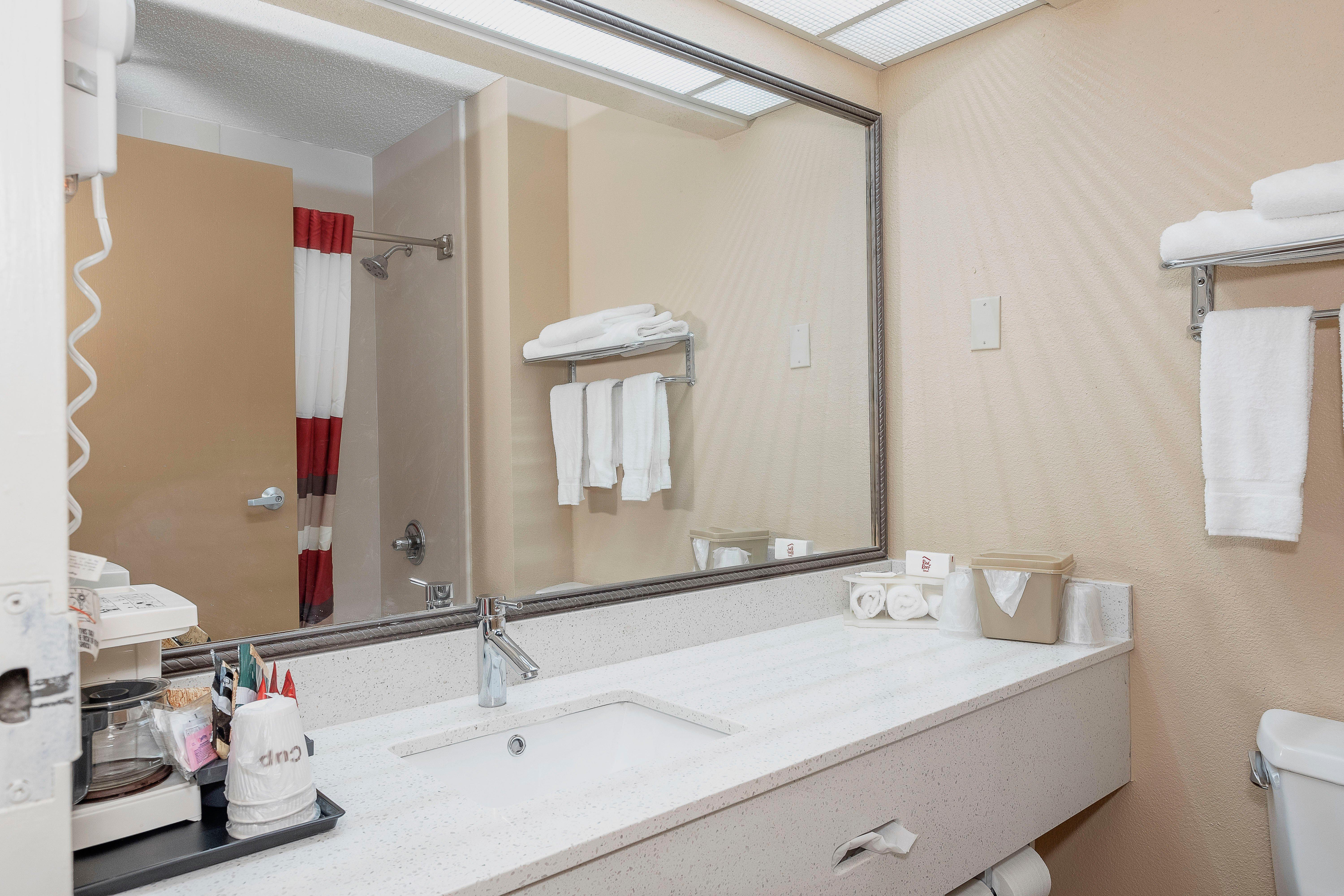 Red Roof Inn & Suites Μαίηκον Εξωτερικό φωτογραφία
