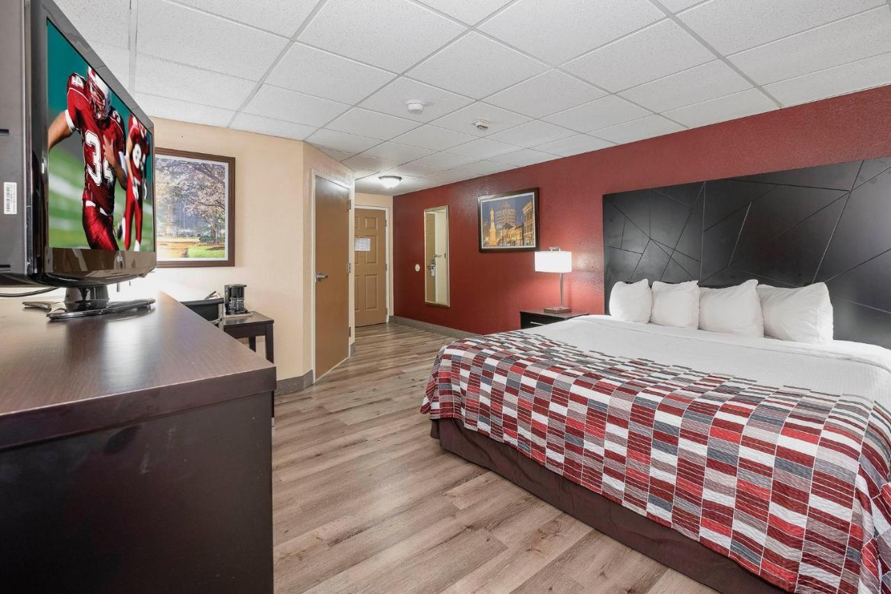 Red Roof Inn & Suites Μαίηκον Εξωτερικό φωτογραφία