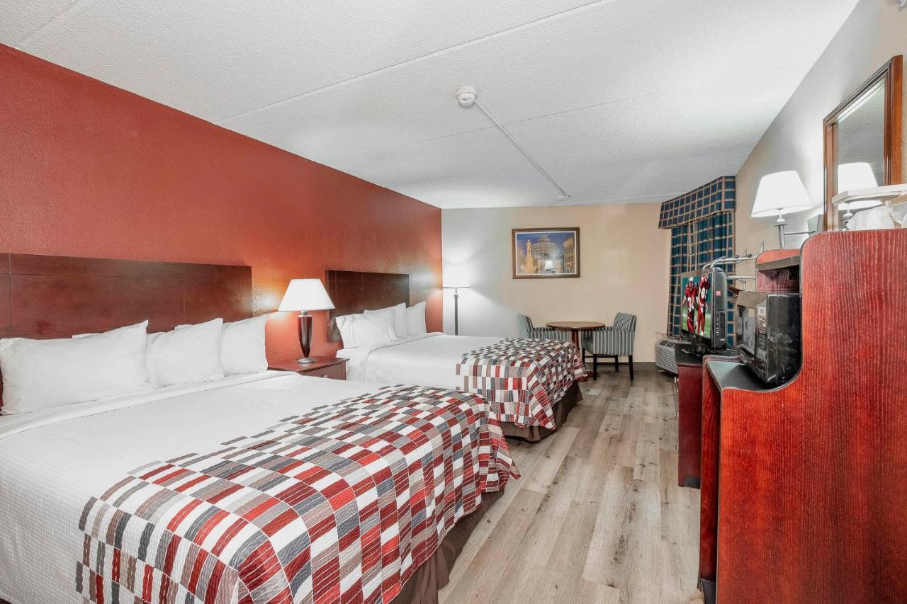 Red Roof Inn & Suites Μαίηκον Εξωτερικό φωτογραφία