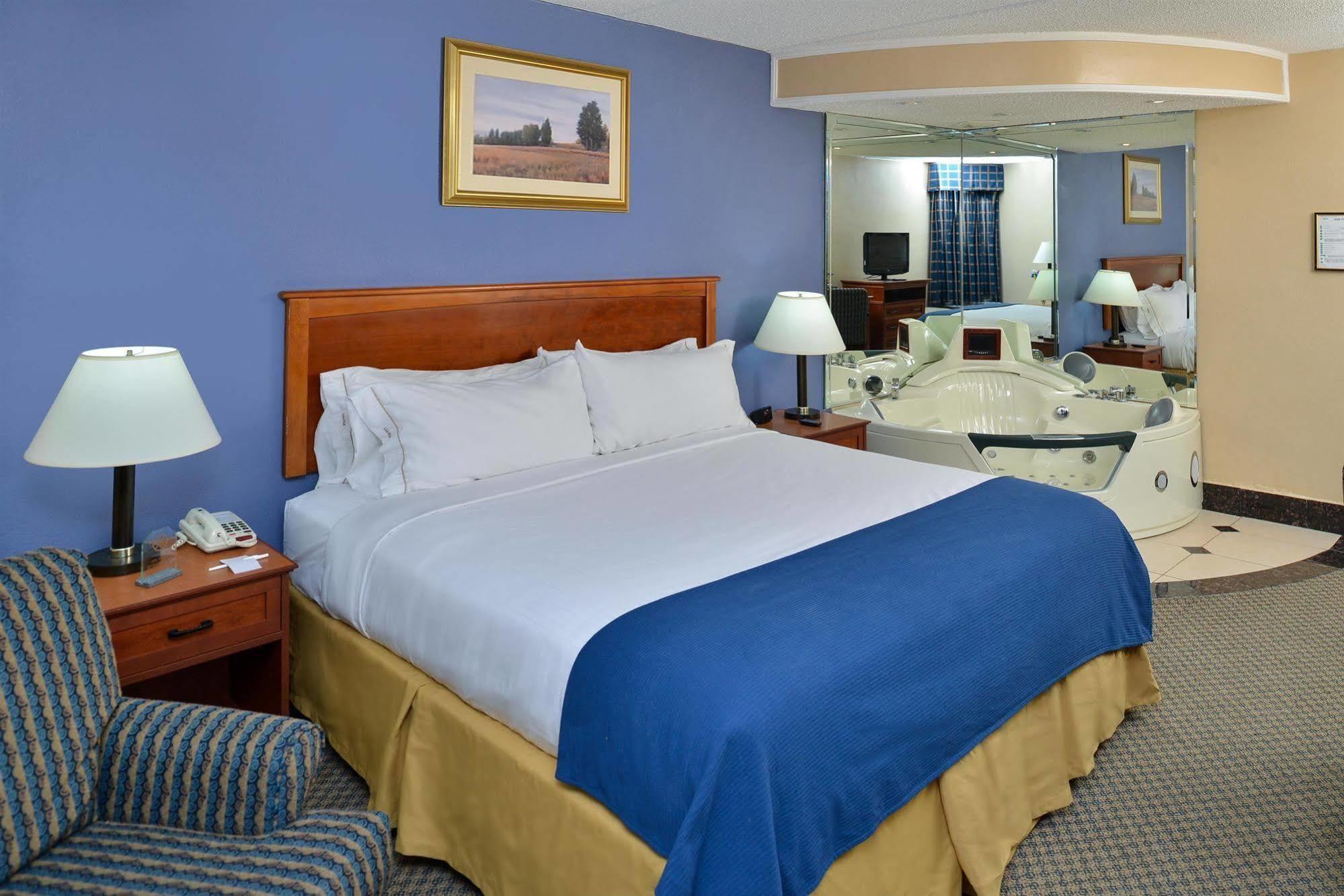 Red Roof Inn & Suites Μαίηκον Εξωτερικό φωτογραφία