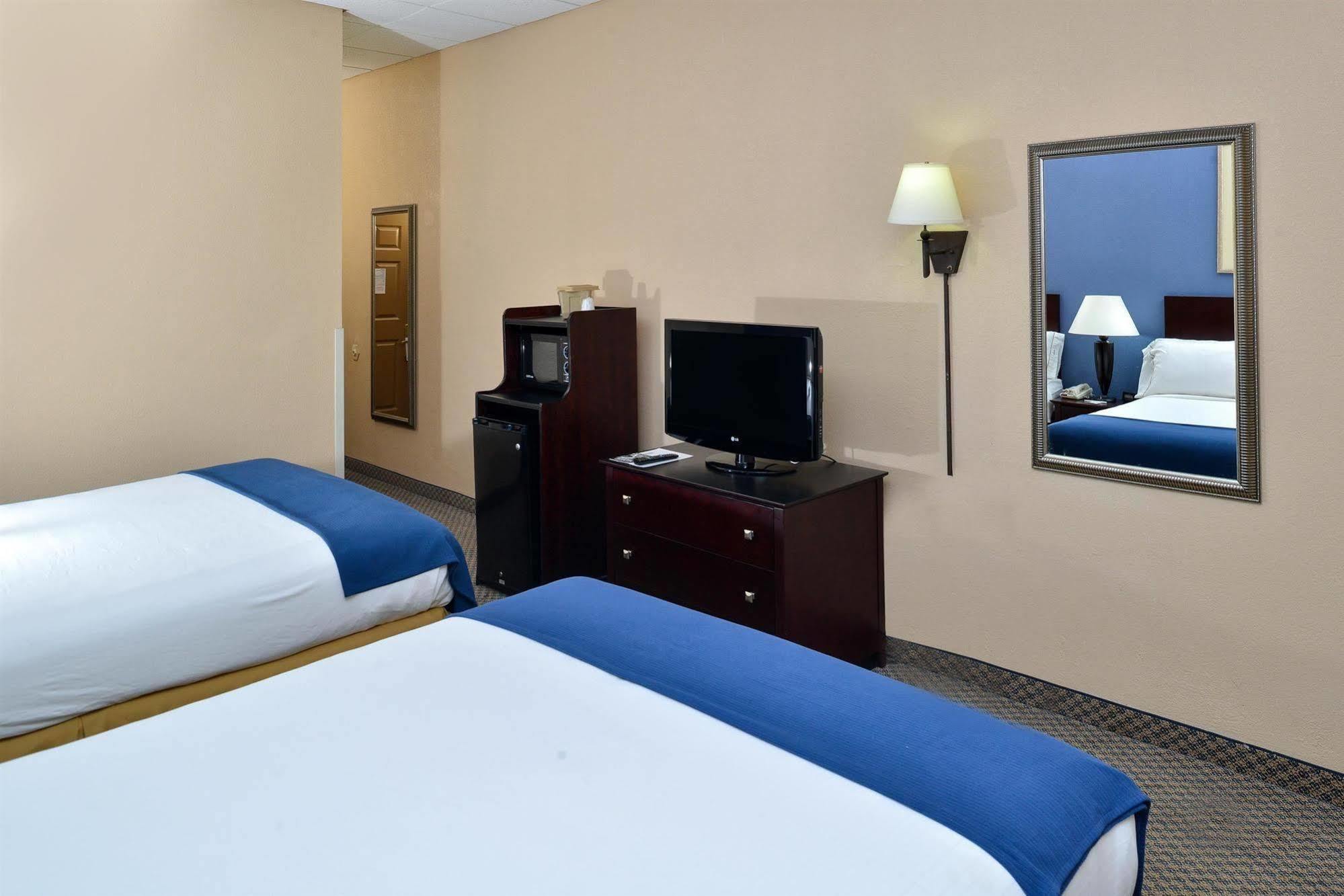Red Roof Inn & Suites Μαίηκον Εξωτερικό φωτογραφία
